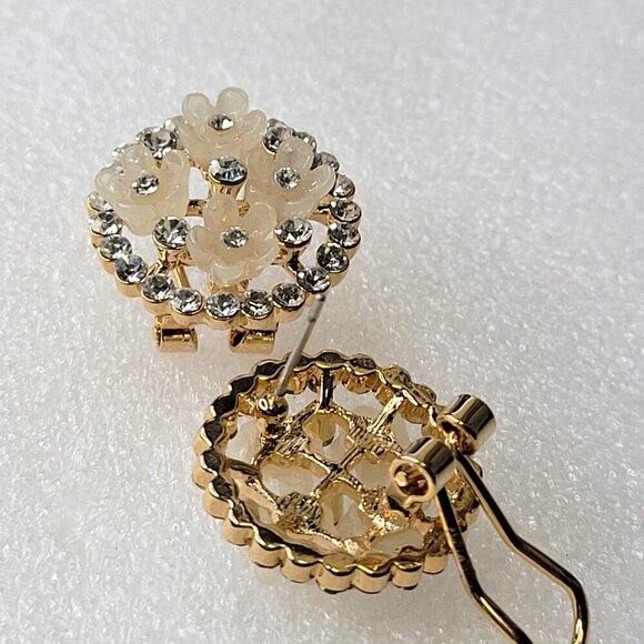 Flower Earrings Elegant Floral Motif Crystal Earrings - Picture 4 of 8